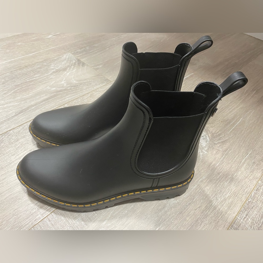Igor authentic women’s trak mate tri rain boots in black
